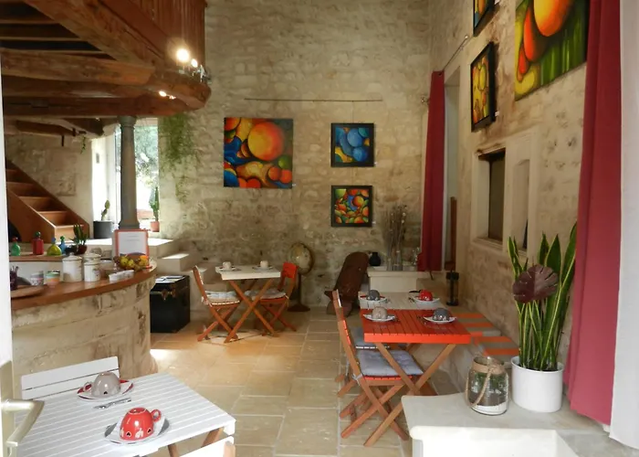 Jolysable Alojamento de Acomodação e Pequeno-almoço 3*